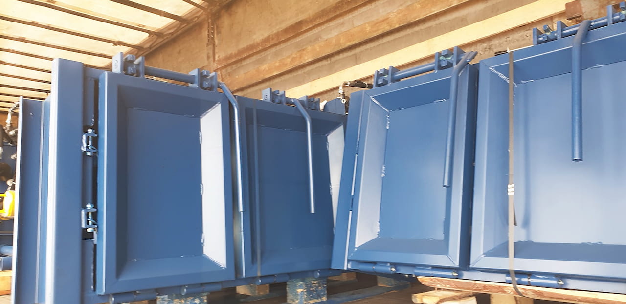 Прессы ПНД Подольского завода оборудования.